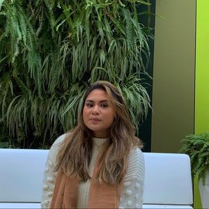 Meet your Posher, Shine